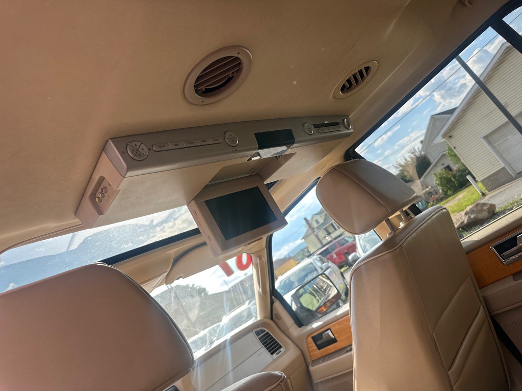2007 Lincoln Navigator Image 66