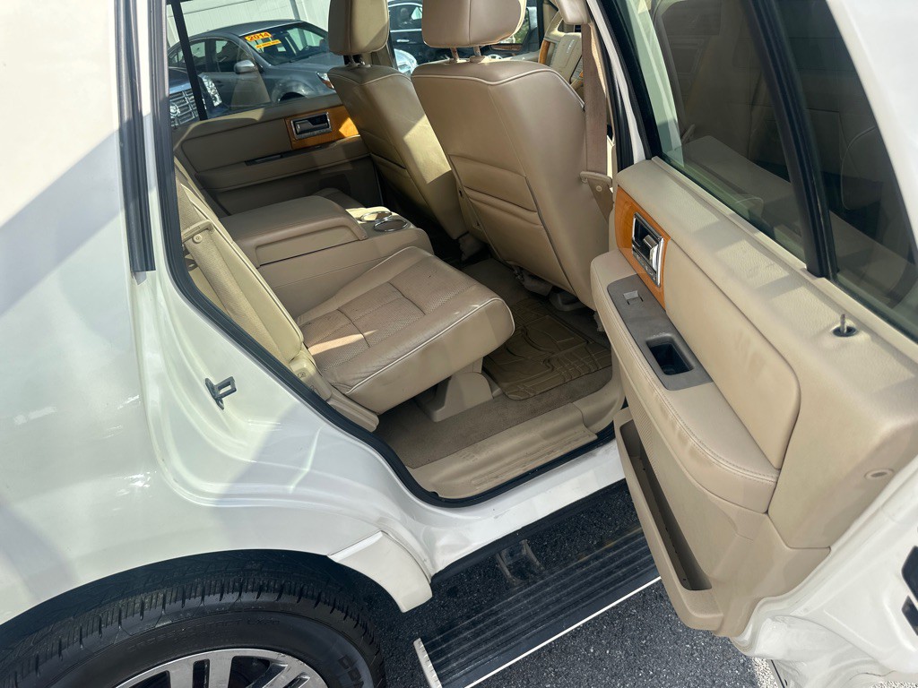 2007 Lincoln Navigator Image 72