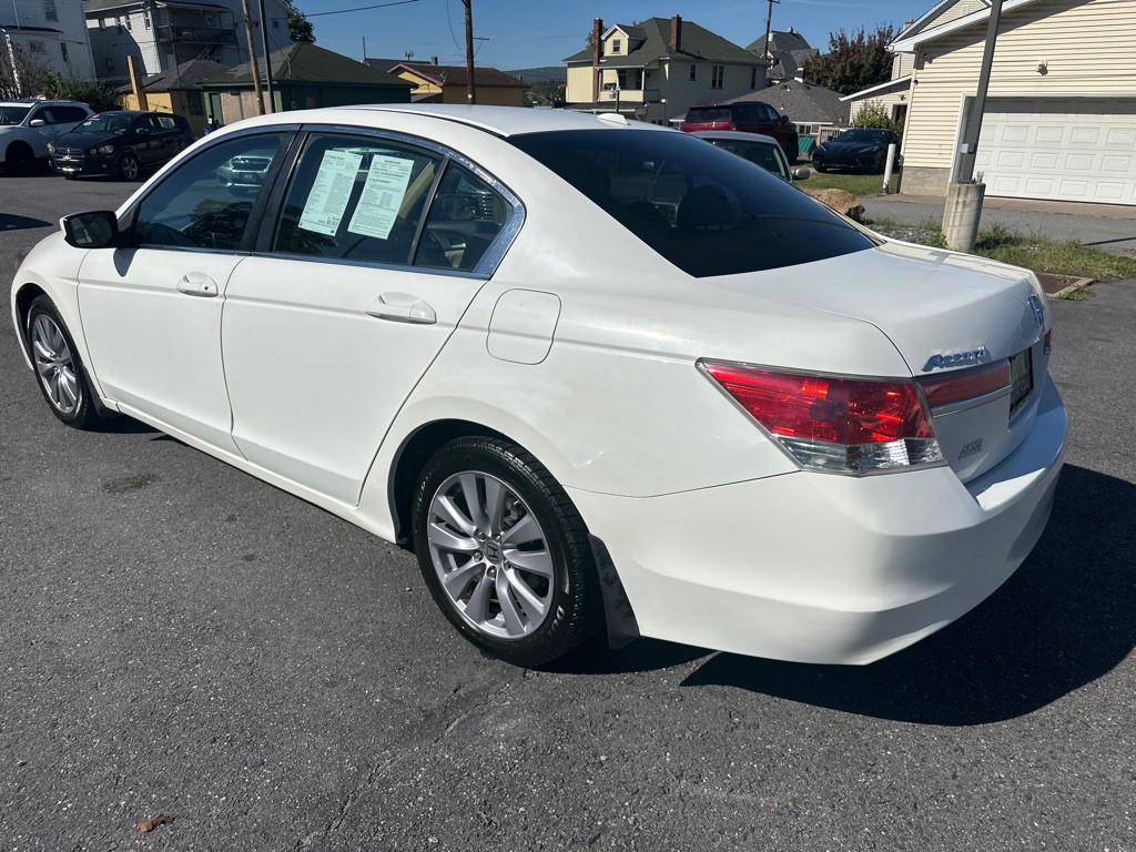 2012 Honda Accord Image 9