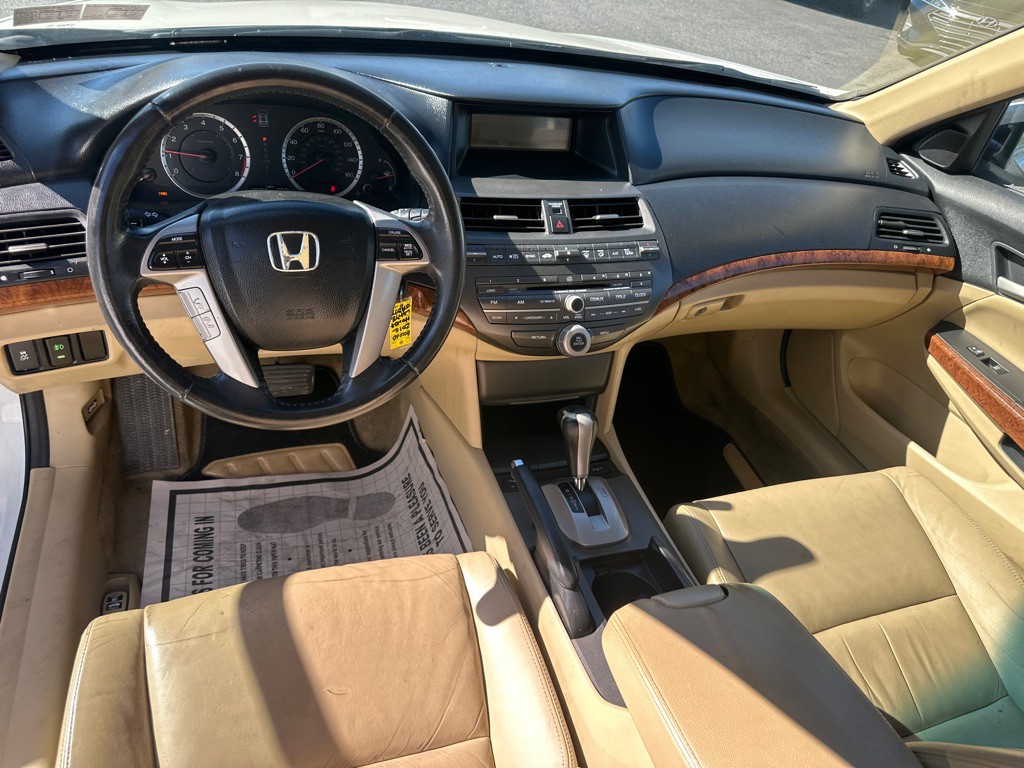 2012 Honda Accord Image 17