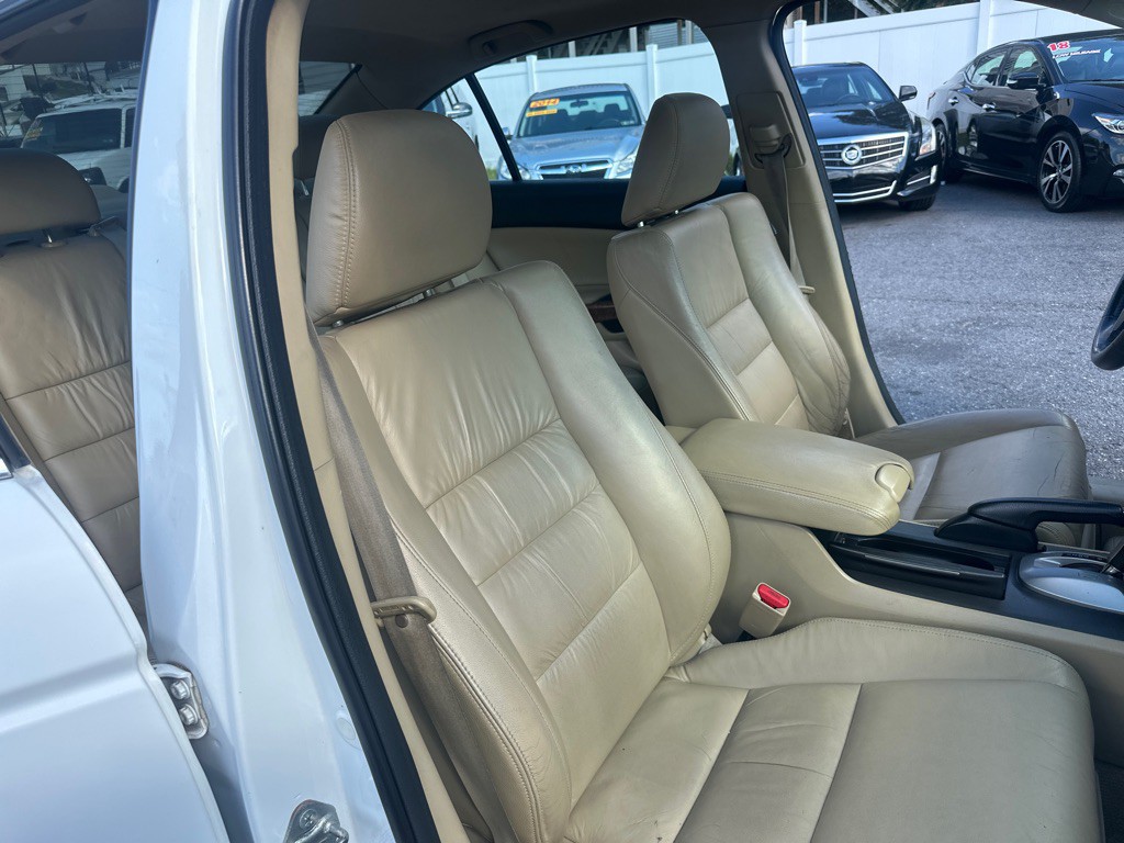 2012 Honda Accord Image 31