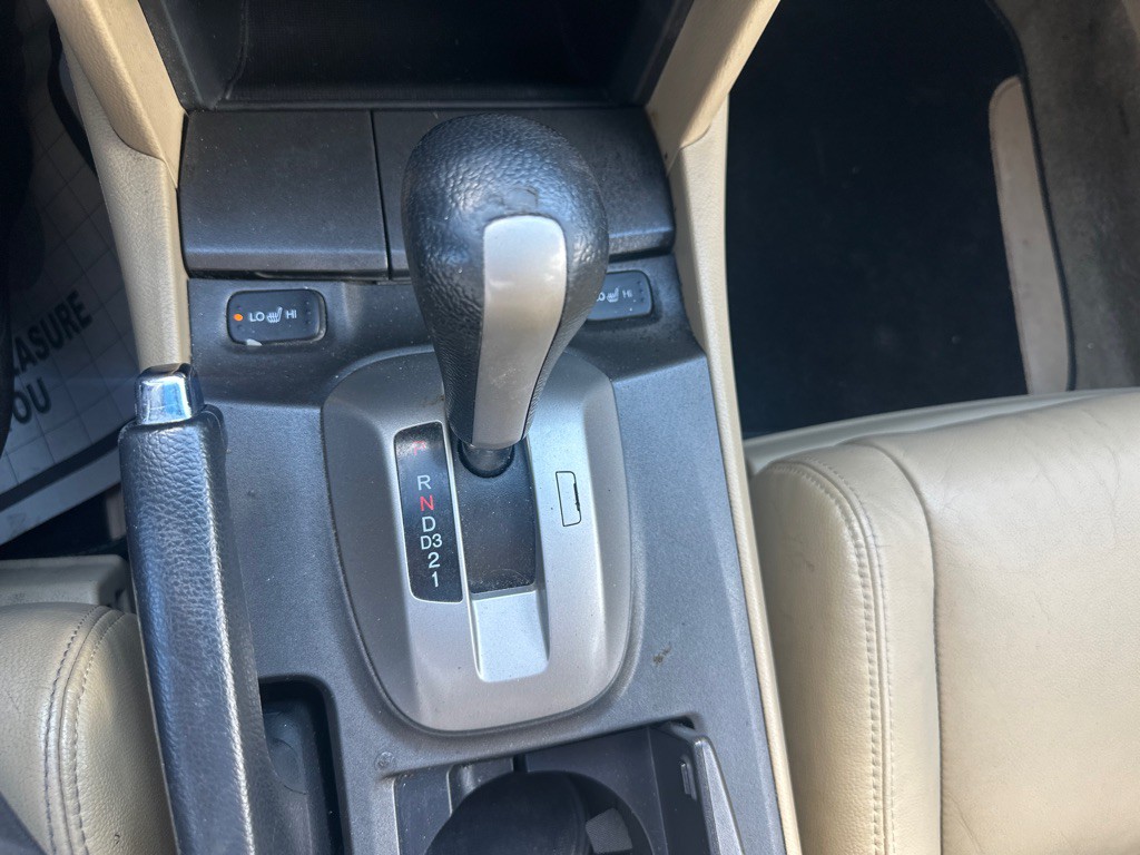 2012 Honda Accord Image 40