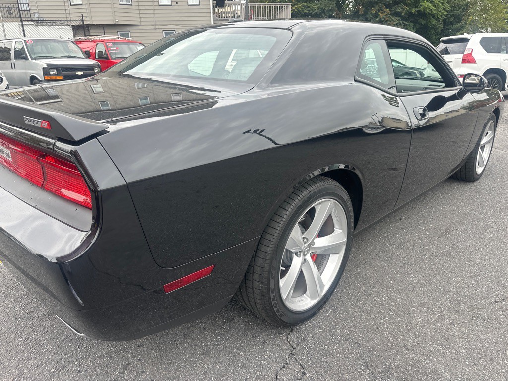 2009 Dodge Challenger Image 24