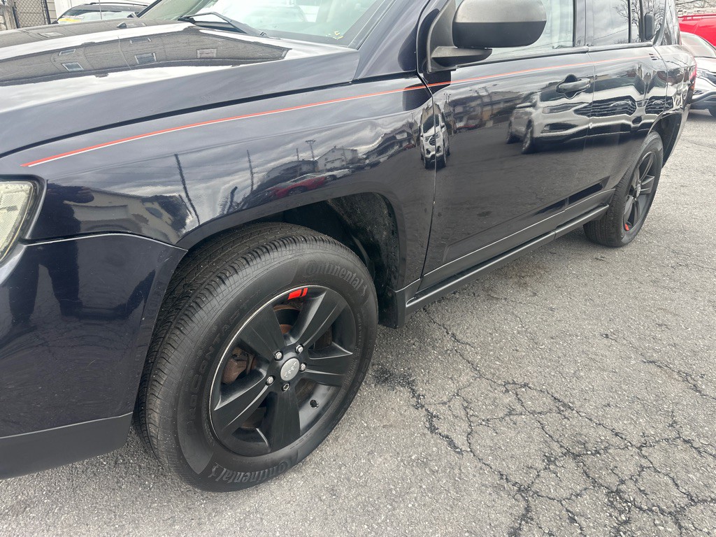 2011 Jeep Compass Image 4