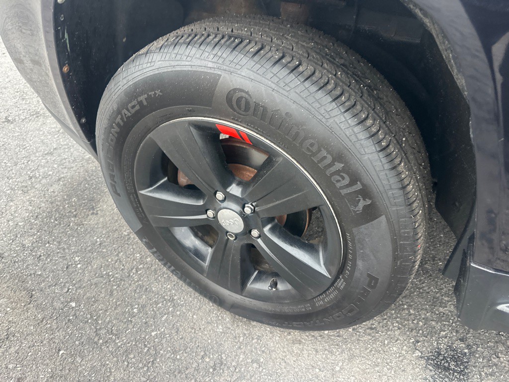 2011 Jeep Compass Image 5