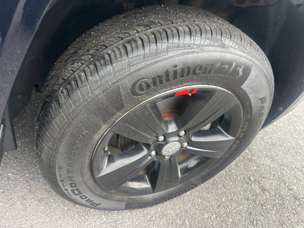 2011 Jeep Compass Image 8