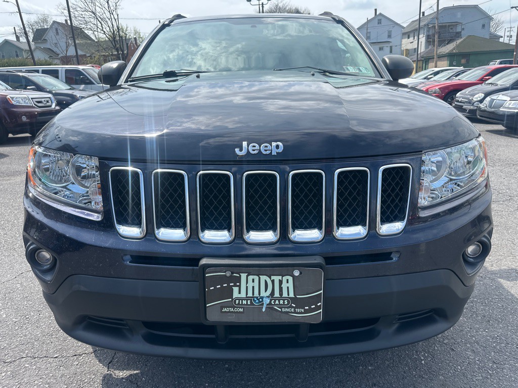 2011 Jeep Compass Image 8
