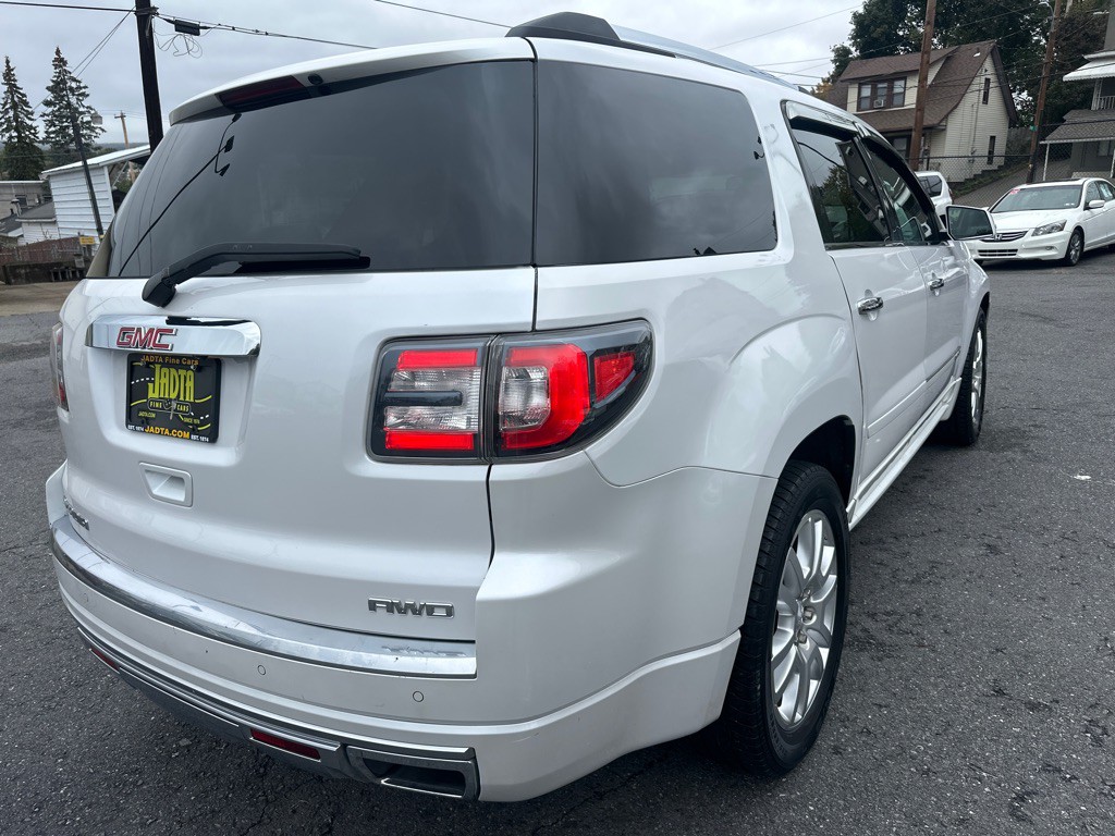 2016 GMC Acadia Image 9