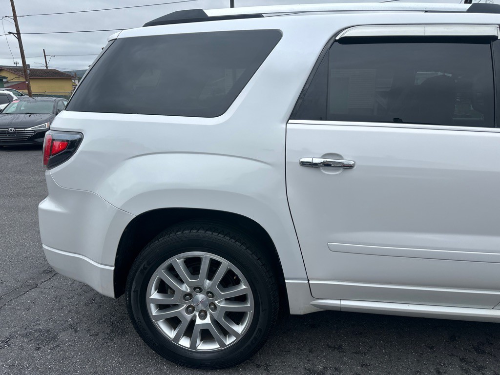 2016 GMC Acadia Image 11