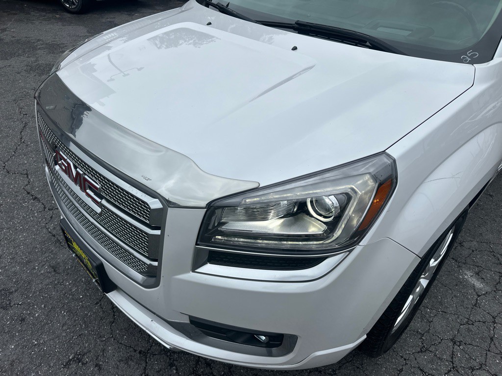 2016 GMC Acadia Image 14