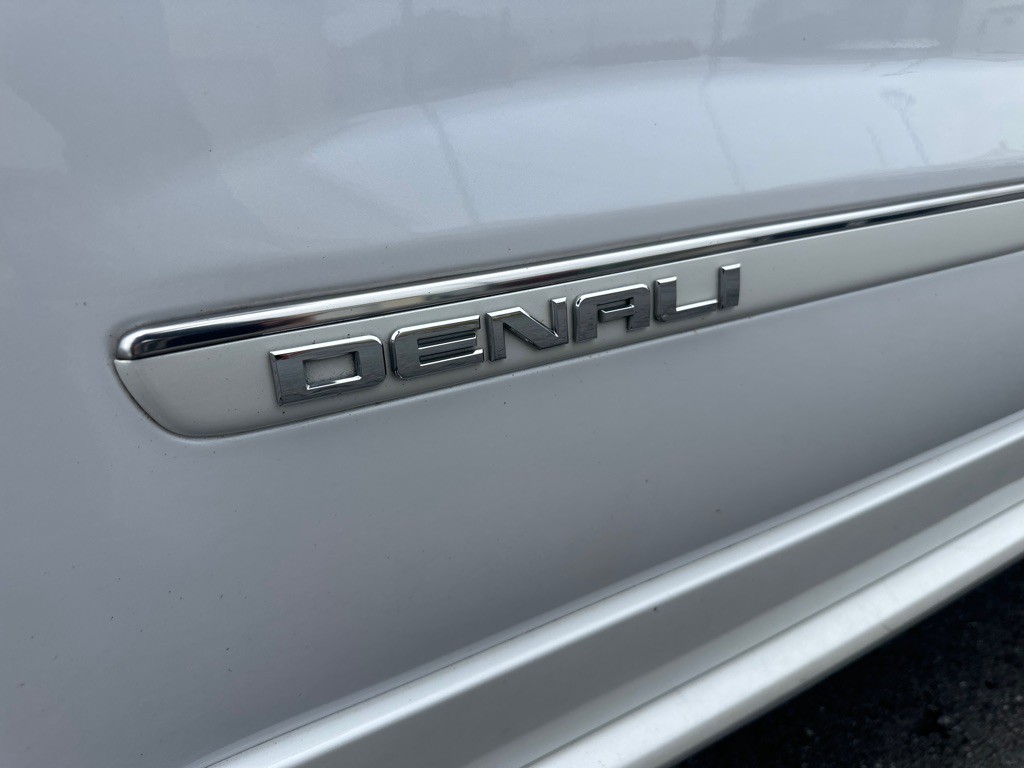 2016 GMC Acadia Image 15