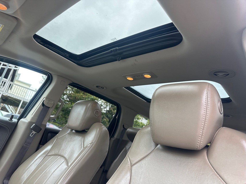 2016 GMC Acadia Image 27