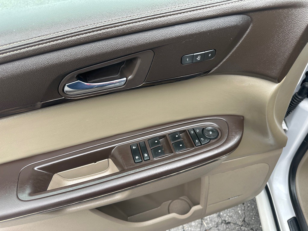 2016 GMC Acadia Image 30