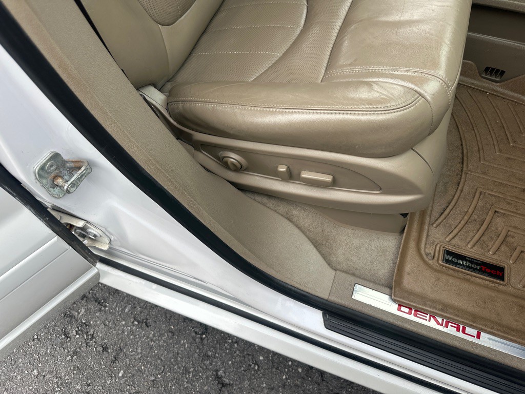 2016 GMC Acadia Image 50
