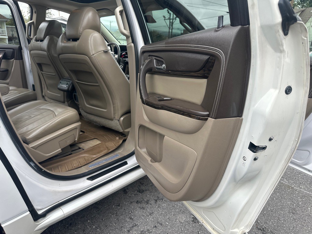 2016 GMC Acadia Image 54