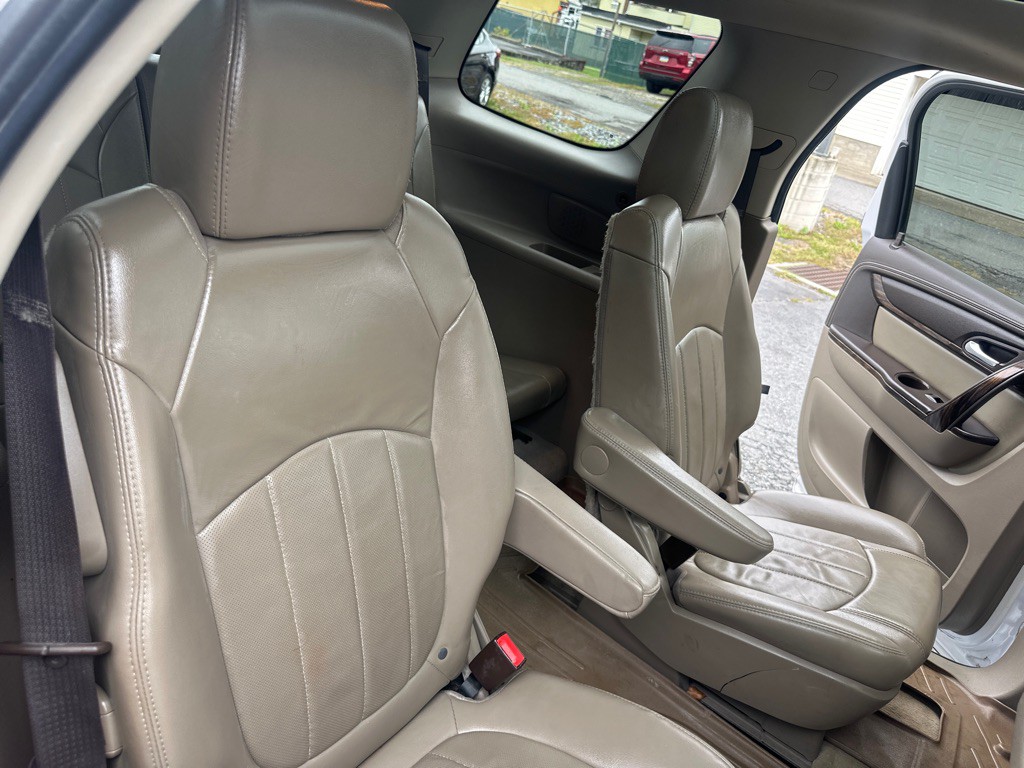 2016 GMC Acadia Image 55