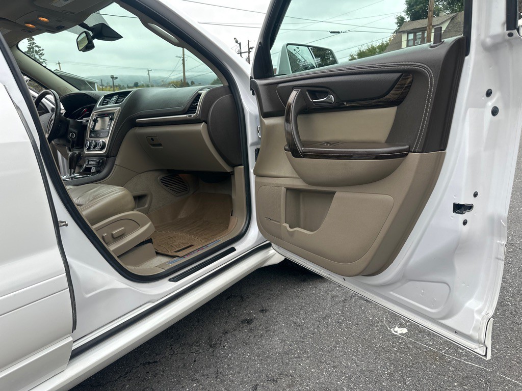 2016 GMC Acadia Image 63