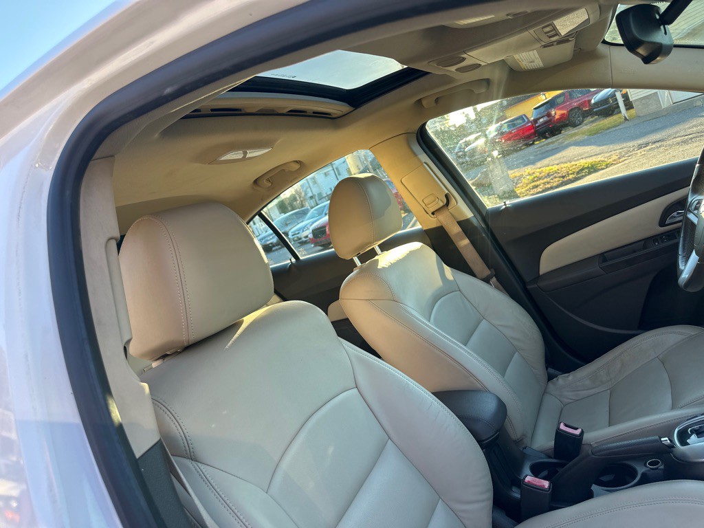 2013 Chevrolet Cruze Image 21