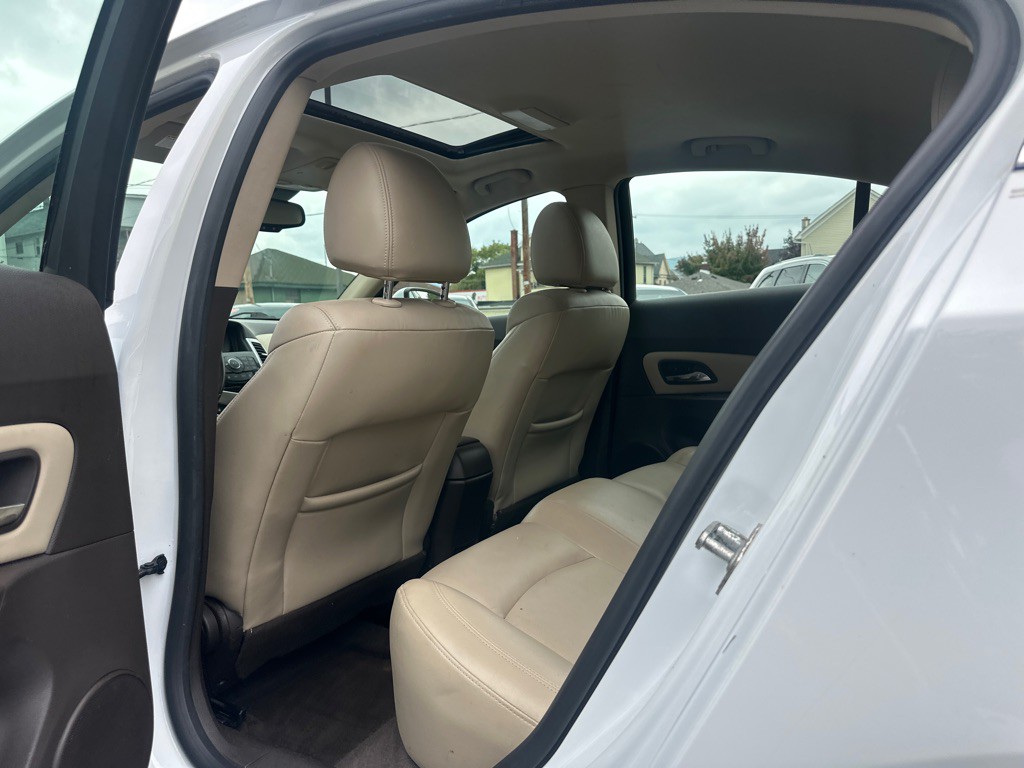 2013 Chevrolet Cruze Image 26