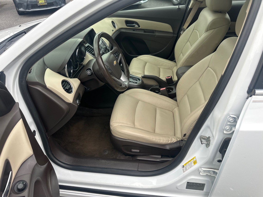 2013 Chevrolet Cruze Image 29