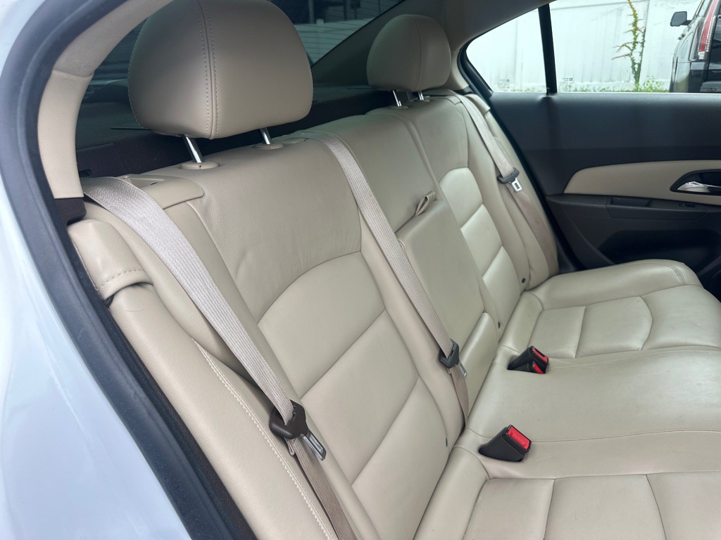 2013 Chevrolet Cruze Image 37