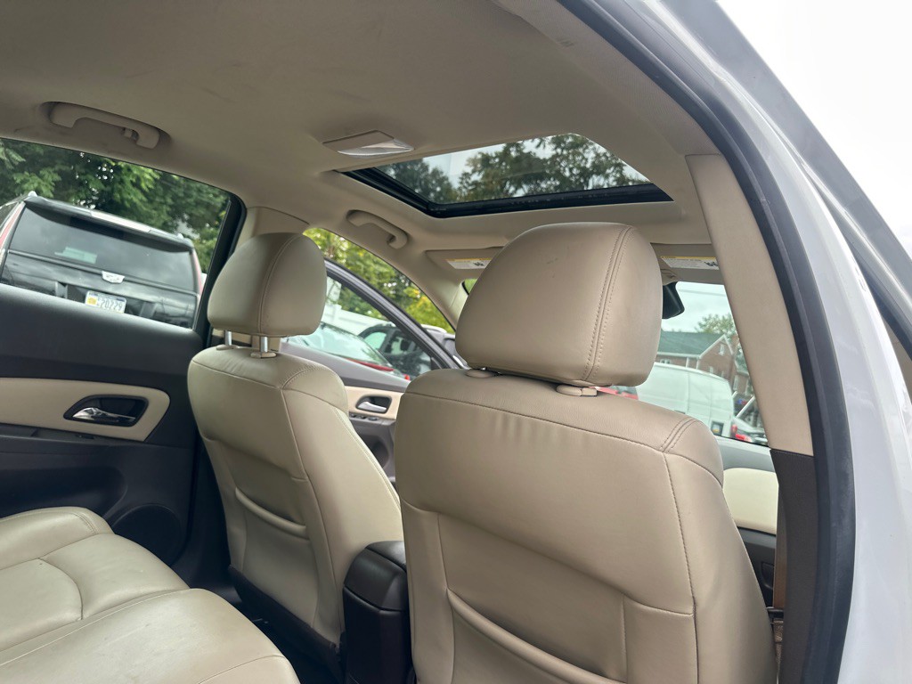 2013 Chevrolet Cruze Image 38