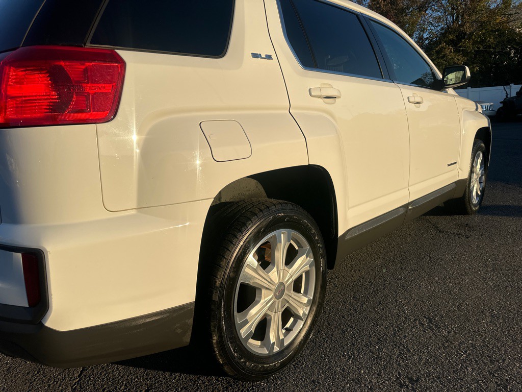 2017 GMC Terrain Image 15