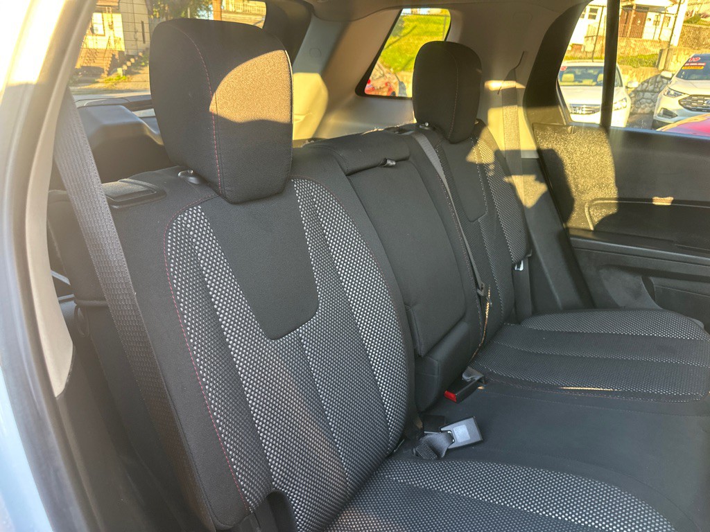 2017 GMC Terrain Image 19