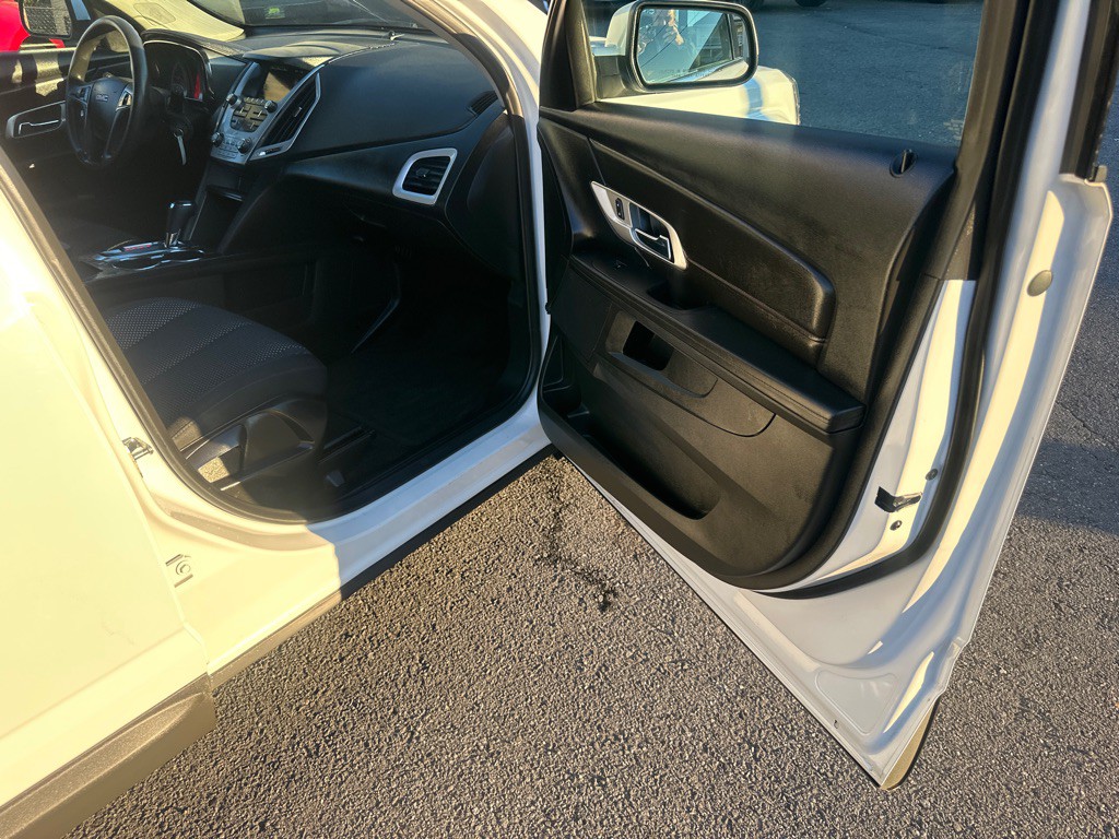 2017 GMC Terrain Image 23