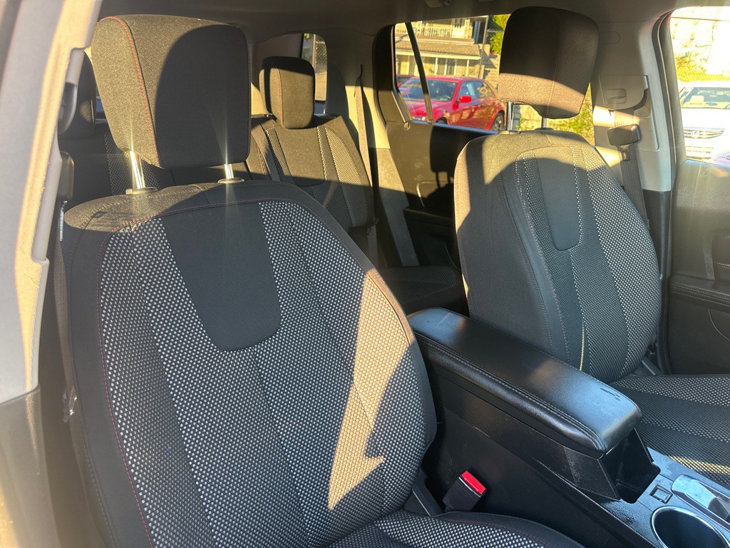 2017 GMC Terrain Image 25