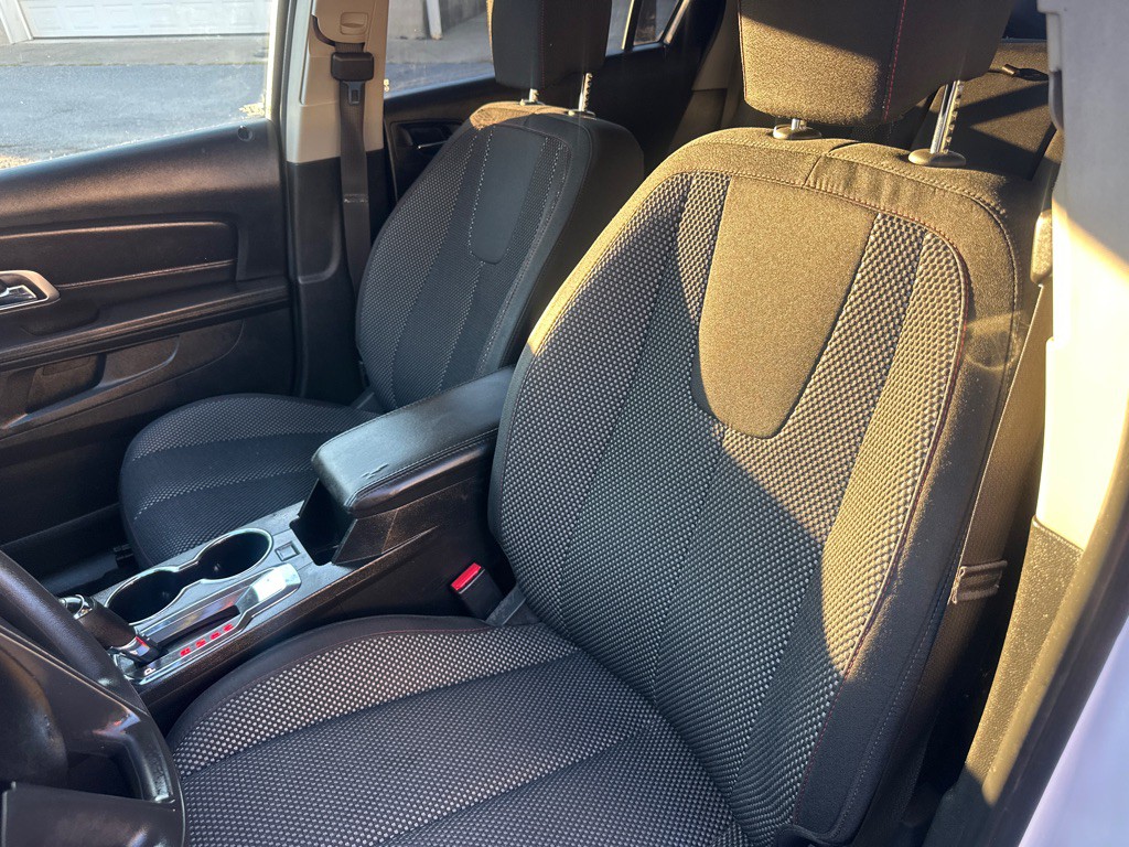 2017 GMC Terrain Image 33