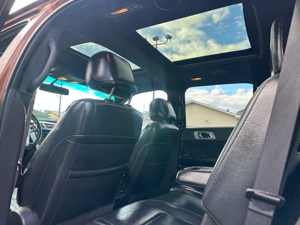 2012 Ford Explorer Image 14