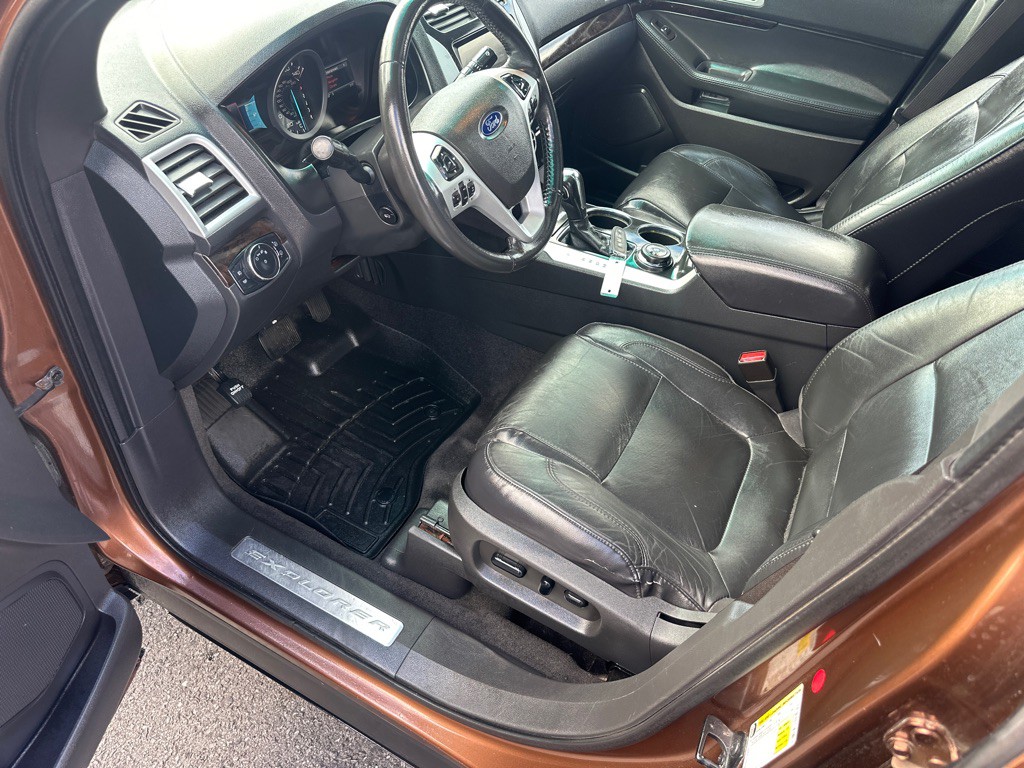 2012 Ford Explorer Image 19