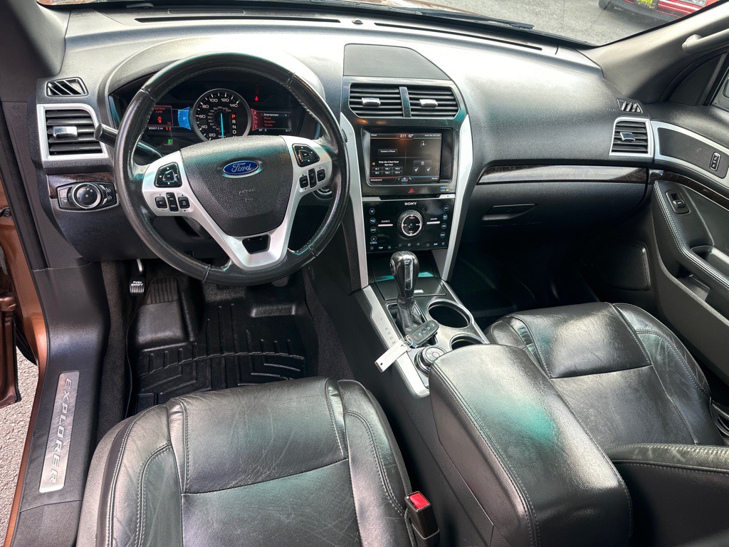 2012 Ford Explorer Image 26
