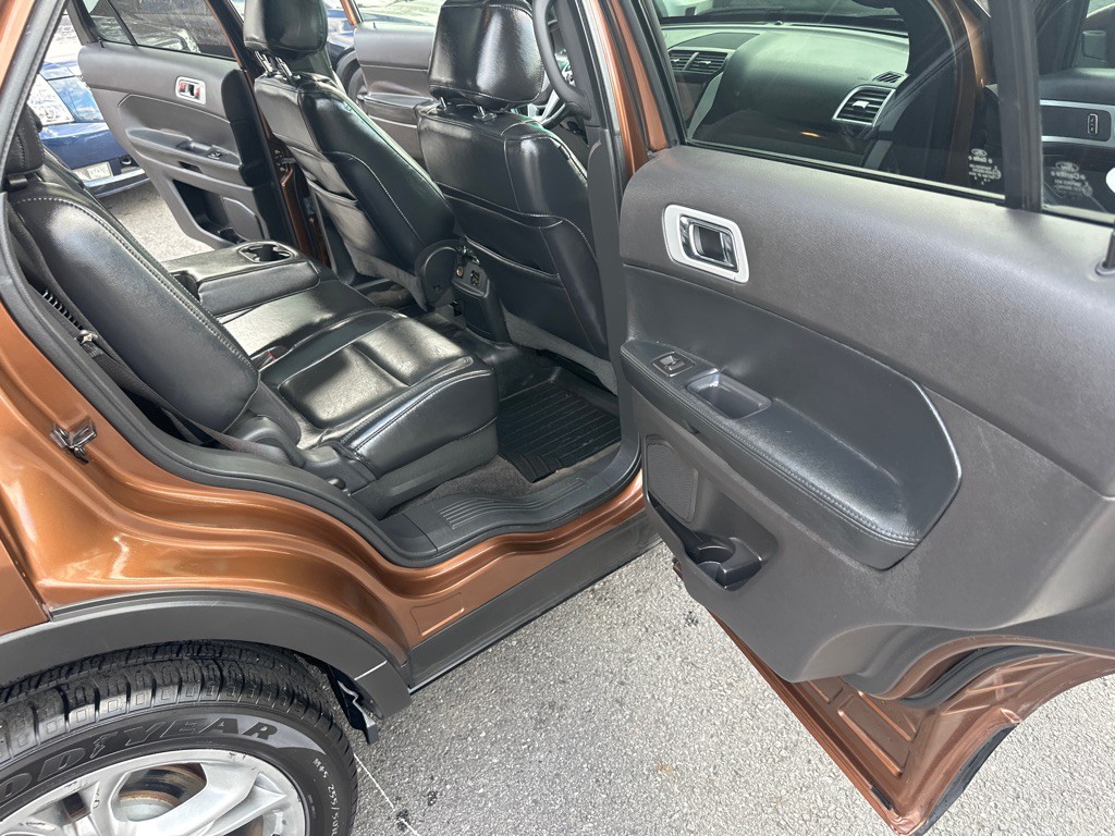 2012 Ford Explorer Image 31