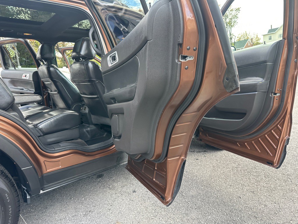 2012 Ford Explorer Image 33