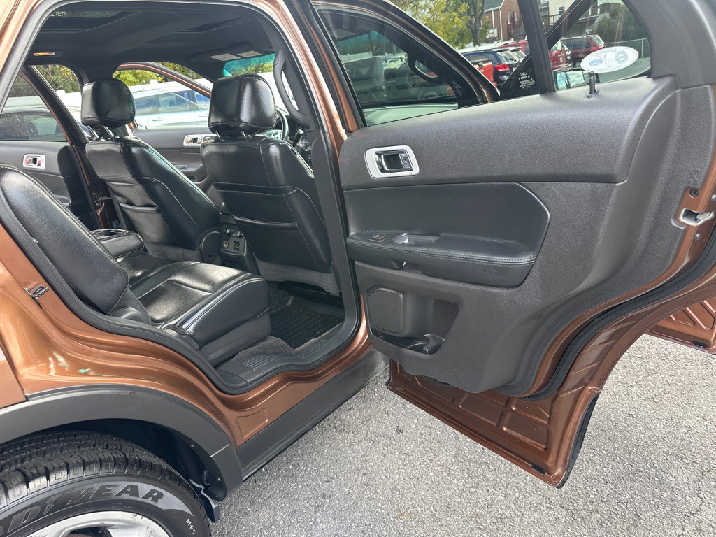 2012 Ford Explorer Image 36