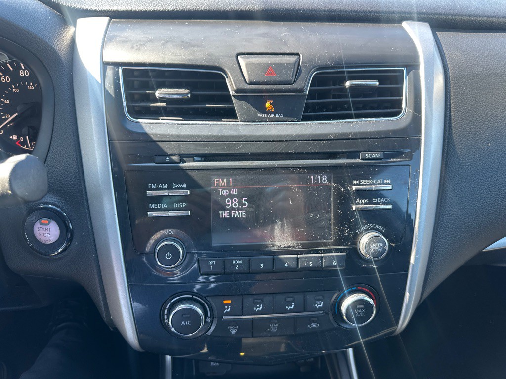 2015 Nissan Altima Image 37