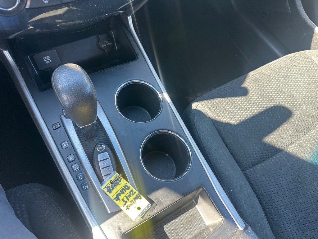2015 Nissan Altima Image 38