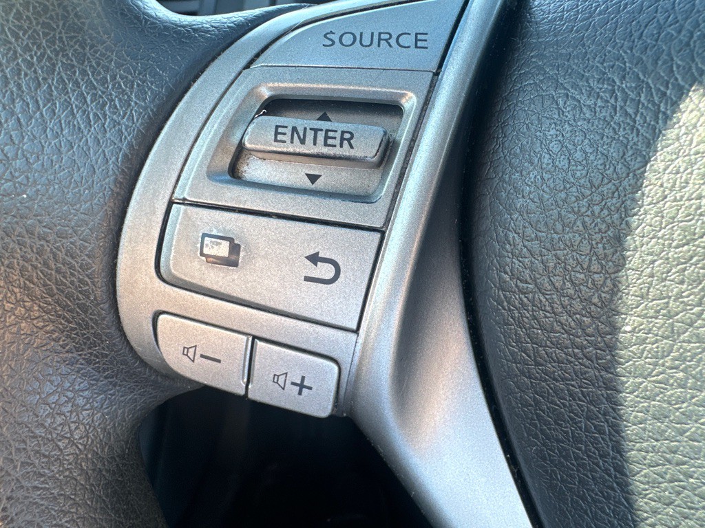 2015 Nissan Altima Image 42