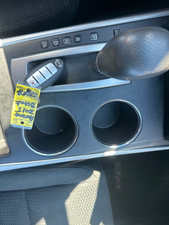 2015 Nissan Altima Image 44