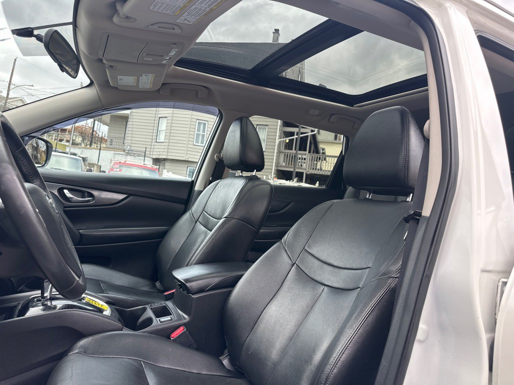 2016 Nissan Rogue Image 20