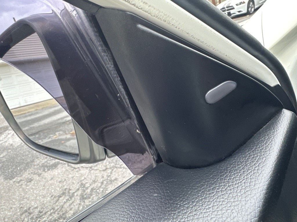 2016 Nissan Rogue Image 22