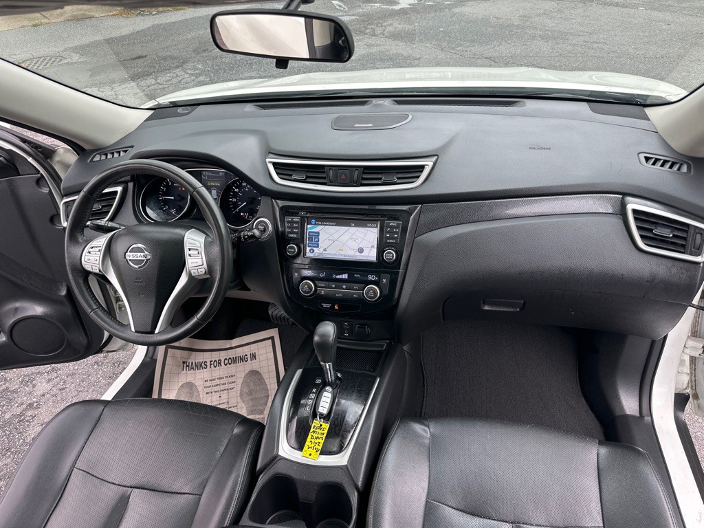 2016 Nissan Rogue Image 37