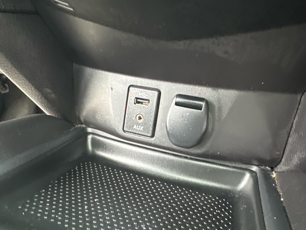 2016 Nissan Rogue Image 42