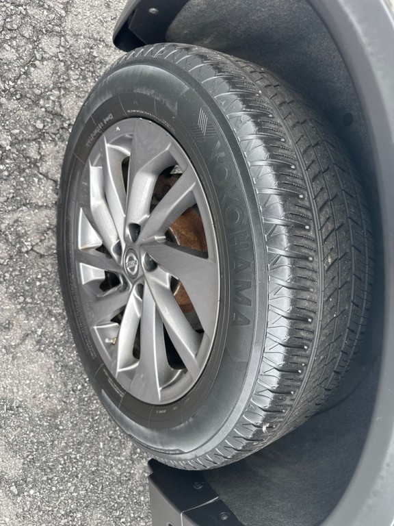 2016 Nissan Rogue Image 46