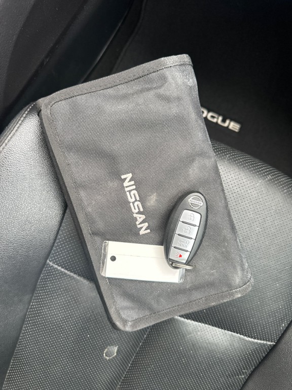 2016 Nissan Rogue Image 65