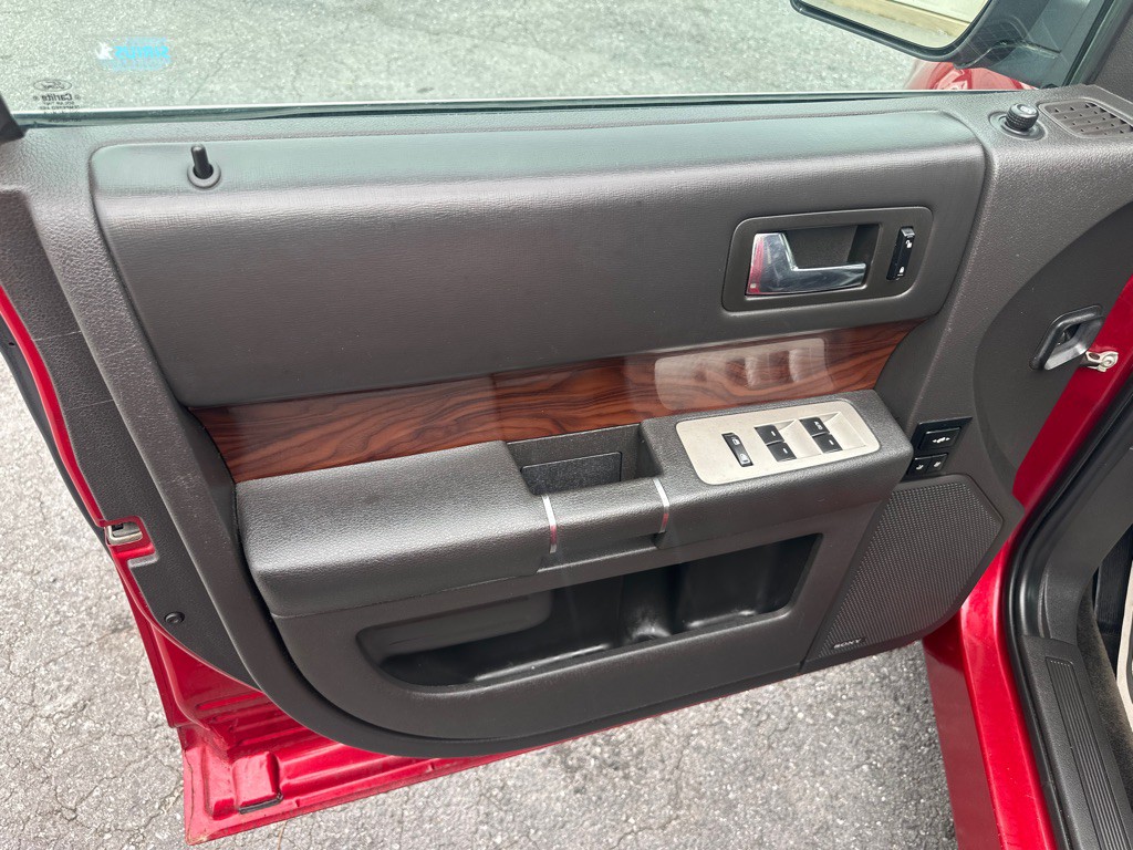 2009 Ford Flex Image 16