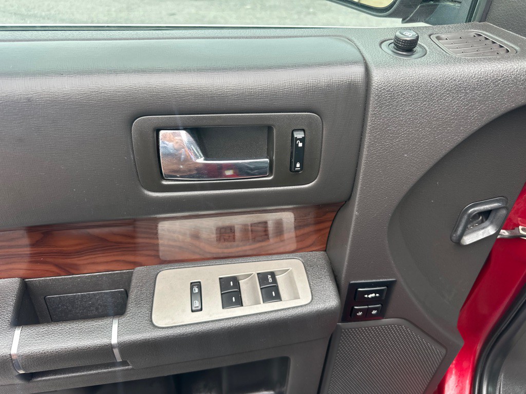 2009 Ford Flex Image 18