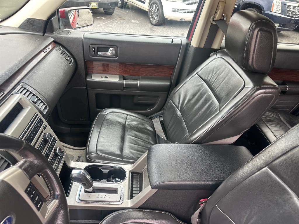 2009 Ford Flex Image 21